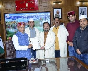 Delegation- of- Hati- community- met- the- Governor- of- Himachal -Pradesh