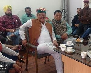 धर्मशाला : 12 मार्च  को होने वाली आक्रोश रैली की तैयारियों में जुटी भाजपा- चंद्र भूषण नाग 