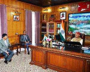 The Governor appreciated the innovative efforts in promoting natural farming