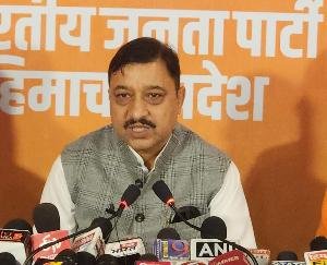 Efforts to copy the budget of the central government in the state budget: Kashyap