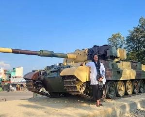 Una: Tank established on father's initiative, daughter photographed
