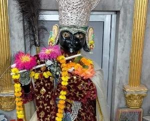 Lord Shri Brijraj Swami Temple is also the center of faith and reverence of foreign tourists along with the country.