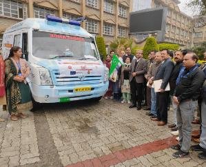 Dharamshala: DC flagged off TB awareness chariot