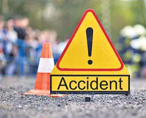 Accident happened on Nainadevi road, all safe