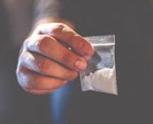 Una: Woman and youth arrested with 63 grams of chitta