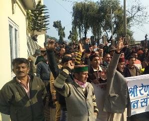 Sirmaur: The struggle will continue till the demands of the displaced are fulfilled: Pratap Singh Tomar