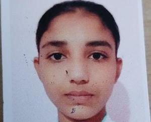 Sirmaur: Priya first in GNM exam, Sakshi second