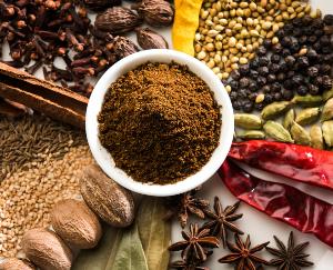 Make garam masala with this method, the taste will double