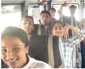 Karsog: 12 students left for IIT Delhi for educational tour on the initiative of MLA Deepraj 111