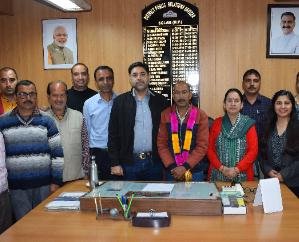 Solan: Theater Inspector Dalip Kumar retired after 30 years of service