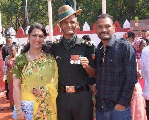 Sirmaur: Shilli Bhangadi's Praveen Thakur became lieutenant 111