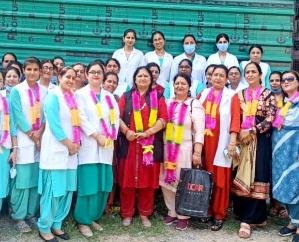  Kamlesh Sharma became the President of Dr. Yashwant Singh Parmar Medical College Nahan Nursing Association
