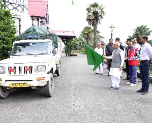 The governor sent two relief material vehicles to the disaster affected areas in Mandi.