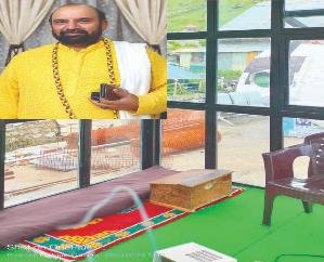 una industrialist mahinder sharma donated glass house to kedarnath temple