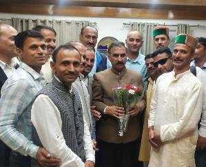  Delegation met CM, sought financial relief for losses in Sirmaur