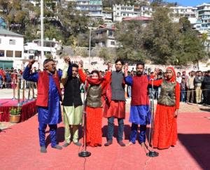 शिव शक्ति कलामंच के कलाकारों द्वारा नशे के विरूद्ध प्रस्तुत लघु नाटिका को मिली खूब सराहना