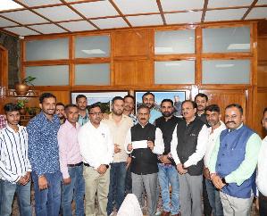  Sirmaur District Youth Congress contributed one lakh rupees to the disaster relief fund.