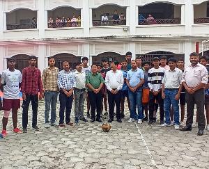 महाविद्यालय जयसिंहपुर में वॉलीबॉल खेल प्रतियोगिता का किया आयोजन, बीए तृतीय वर्ष की टीम बनी विजेता 