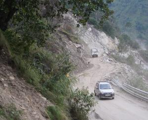 Kinnaur: DC inspected the sinking point of Nigulsari and took stock of the traffic system.