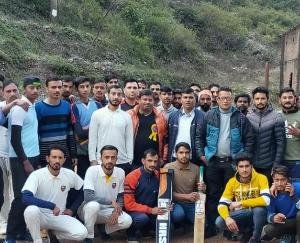 युवा क्लब कंधर मांगल द्वारा आयोजित क्रिकेट प्रतियोगिता का समापन