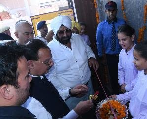 Nahan: Guru's city Paonta Sahib is developing rapidly: Harsh Vardhan