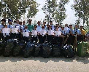 Una: Children and teachers of Scholars Unified School launched cleanliness campaign