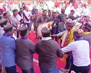 Horticulture Minister Negi danced in the gratitude rally of employees 111