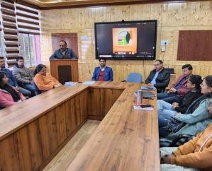 Shimla: Education Department celebrated National Unity Day in HPU