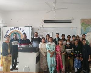 Jaisinghpur: Road safety information given to students