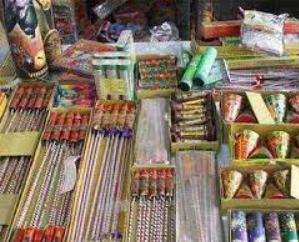 Paonta Sahib: Get temporary license for sale of firecrackers Seller: Gunjeet Cheema