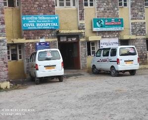 Dehra: Due to transfer of eye specialist in Dadasiba Hospital, medical examinations are not being done to get the license.