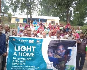 Dharamshala: Solar lights distributed to disaster affected families in Khaniyara