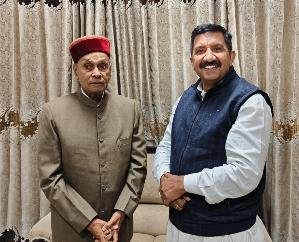 Una: Deputy CM met former Chief Minister Prof. met dhumal