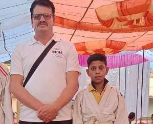 Sirmaur: 12 year old Krish becomes the first national medal winner of Chhogtali school.