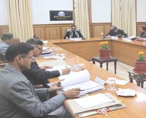 Cabinet meeting approves filling of 1500 posts in Health Department