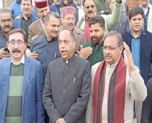 Dharamshala: Uproar in the House over employment issue, opposition walked out