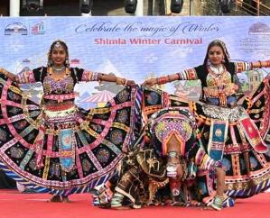 Artists from 4 districts created a stir on the second day of Shimla Winter Carnival.