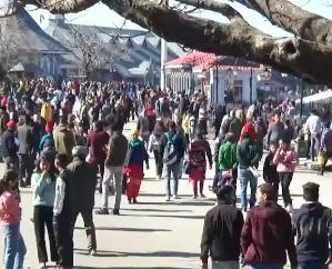  Shimla: Tourists heading to Shimla to celebrate New Year
