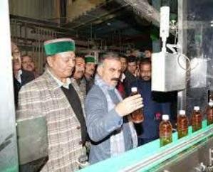 Shimla: Fruit processing plant built in Parala will prove to be a boon for apple growers.