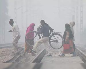New Year welcomed with dense fog, severe cold in North India