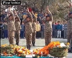 Dharamshala: Martyr Rohit's mortal remains reached native village Lanj