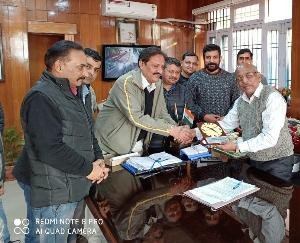 व्यापार मंडल बिलासपुर ने बिलासपुर को आकर्षक व सुंदर बनाने के लिए सौंपा ज्ञापन