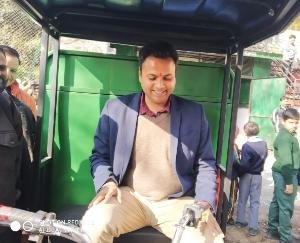 निर्मल ग्राम पँचायत नौणी मे 10 लाख रुपये की कूड़ा सँयत्र मशीन तथा ई रिक्शा का लोकार्पण