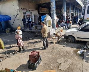कुनिहार में बढ़ी भिखारियों की तादात, लोग परेशान
