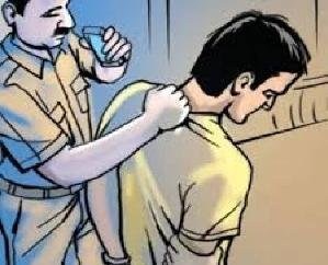 Shimla: Police caught the accused of stealing jewelery worth Rs 16.50 lakh in 12 hours.