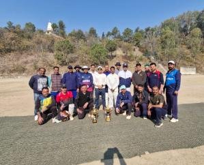 Solan: In the friendly match, SP XI defeated Press Club Solan by 5 wickets.