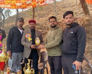 Hamirpur: Play the game with sportsmanship, defeat and victory are two sides of the same coin: Vinod Thakur