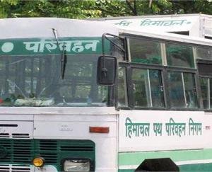 बस चालक की जल्दबाजी में महिला हुई घायल