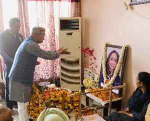 Una: Governor and Chief Secretary expressed deep condolences to Mukesh Agnihotri