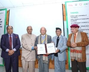  Solan: International conference on biodiversity conservation and sustainable development organized in Shoolini University.